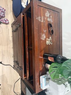 Free dresser