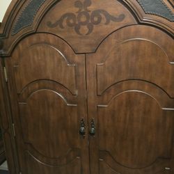 7 Piece King Size Bed Set