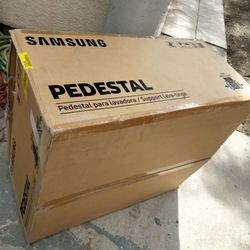 Washing Machine White Pedestal NEW!