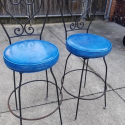 4 Bar Stools