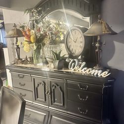 Beautiful! Michael Amini “ Toscano “ Dresser!