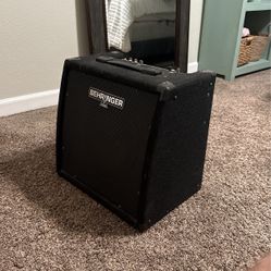 Behringer Ultratone K450FX Keyboard Amp