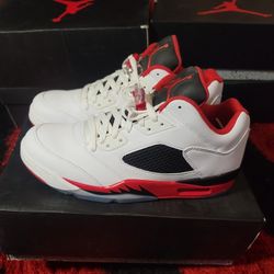 Air Jordan Retro 5 Low Sz10 White/Fire Red/Black 