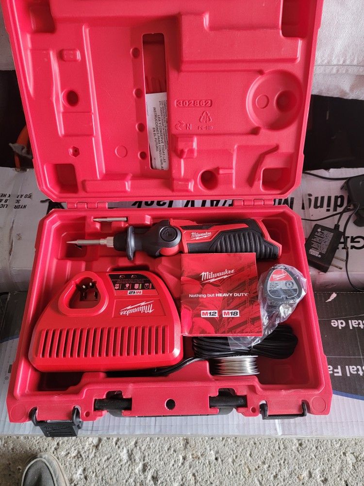 Milwaukee 2488-21 Soldering Iron Kit