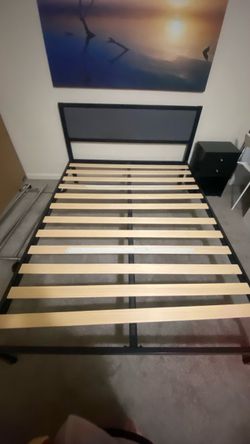 Queen Platform Bed frame with Headboard