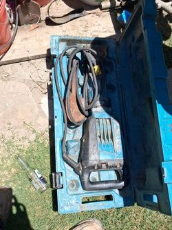 Makita jacket hammer (SERVICE GREEN LIGHT ON.)