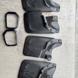 2018 Toyota Tacoma Mudflap’s OEM