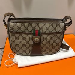 Gucci Sherry Line Shoulder Bag