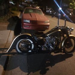 2004 Soft tail Deluxe