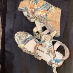Wedges By Chinese laundry
