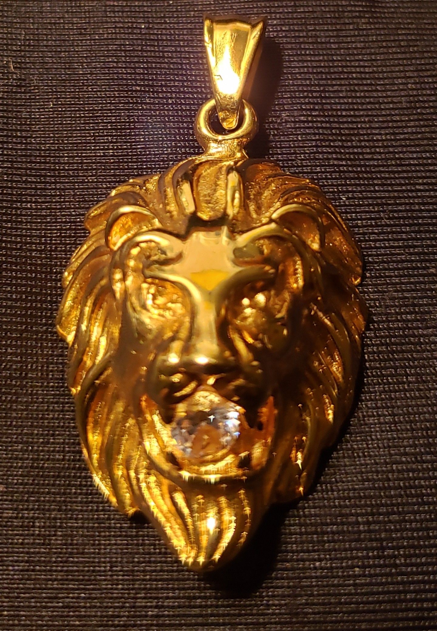 STAINLESS STEEL GOLD LION CHARM