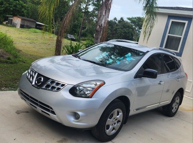 2014 Nissan Rogue Select