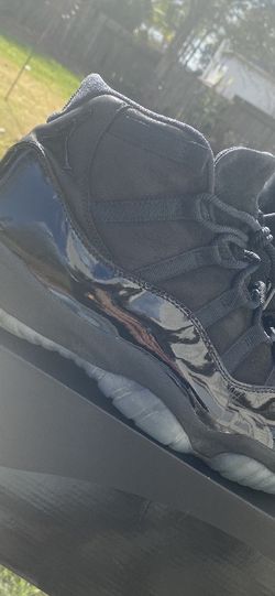 Jordan 12 “Cap And Gown”