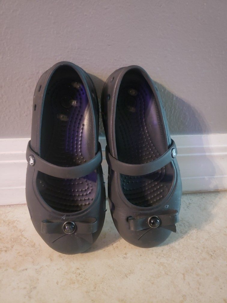 Crocs Size 10 Flats Black