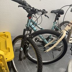 Blue Huffy Bike 26”