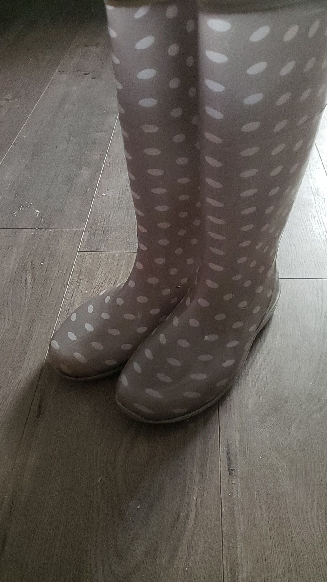 Grey and white polka dot rain boots size 8