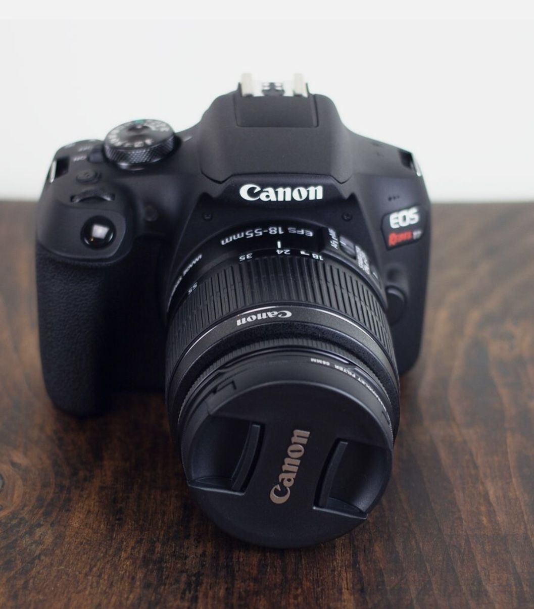 Camera Canon Rebel T7