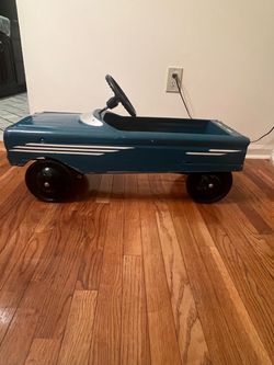 Kids Vintage Pedal Car