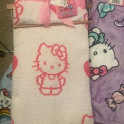 Hello Kitty Valentines Blanket 