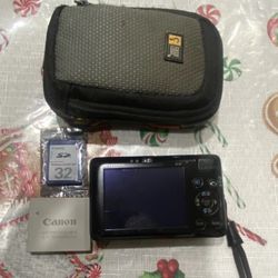 Canon PowerShot SD780 IS Digital ELPH 12.1MP Black Camera, Case, 32GB Card
