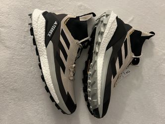 adidas Men's Terrex Free Hiker 2.0