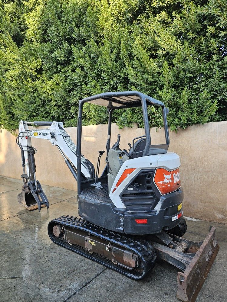 Bobcat Excavator