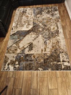 Drew & Johnson home collection rug 8ft length and 6ft width