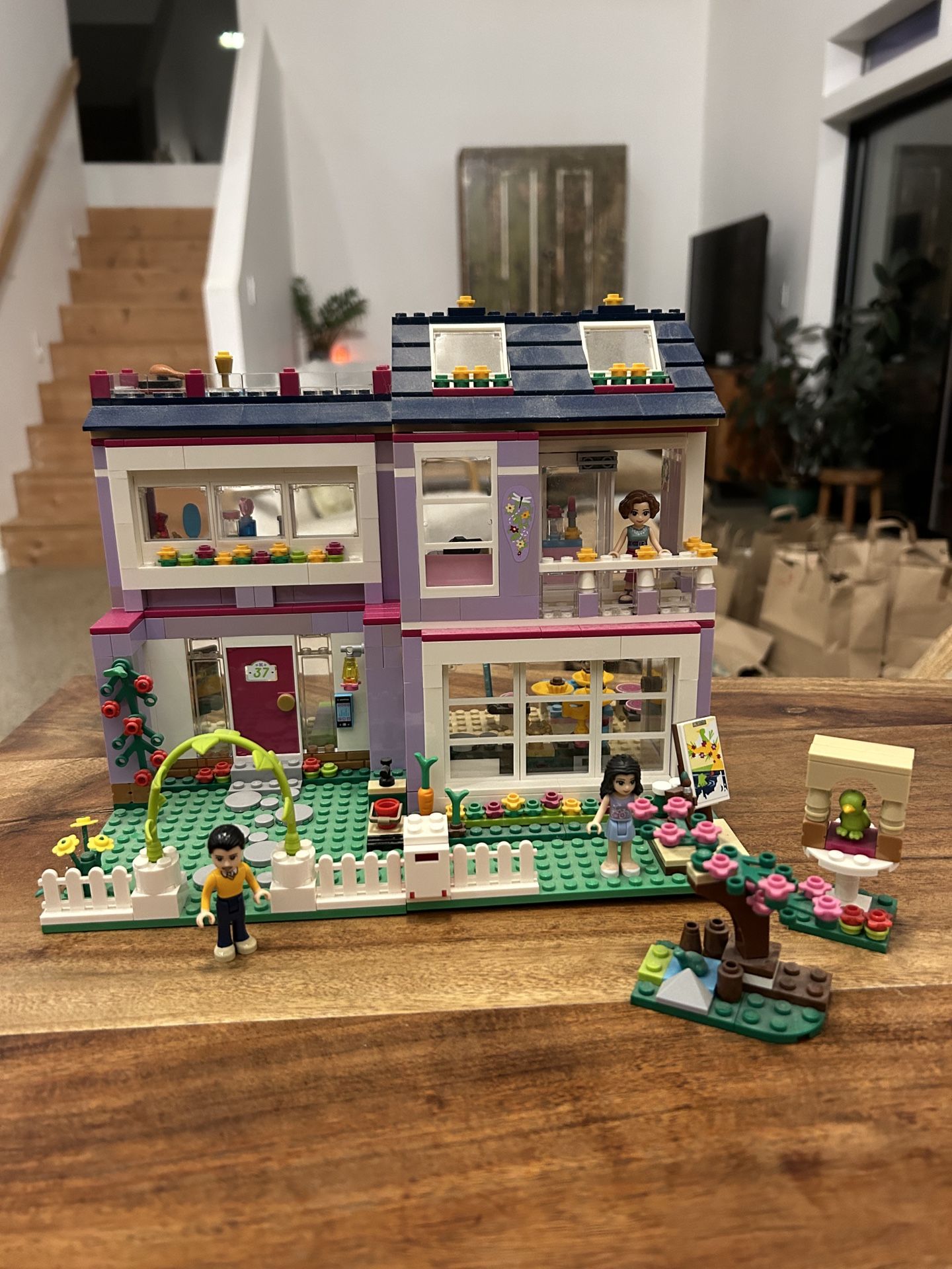 Lego Friends Emma's House 41095