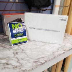 Mancbook Air M1 Brand New Sealed 