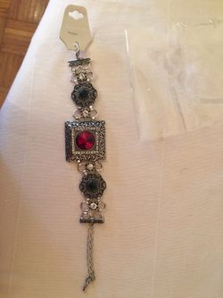 Bracelet