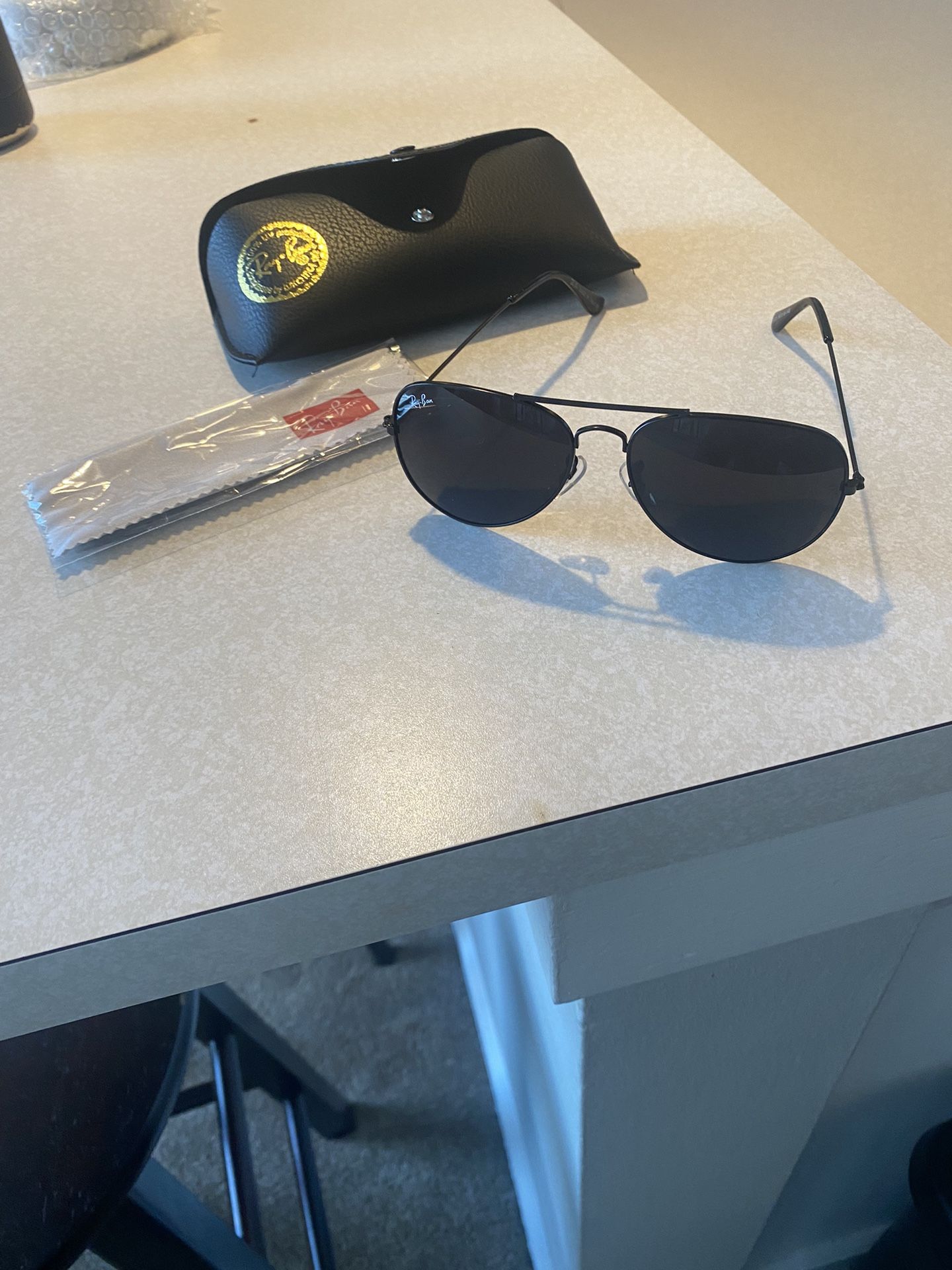 Ray-Ban Aviator Sunglasses 