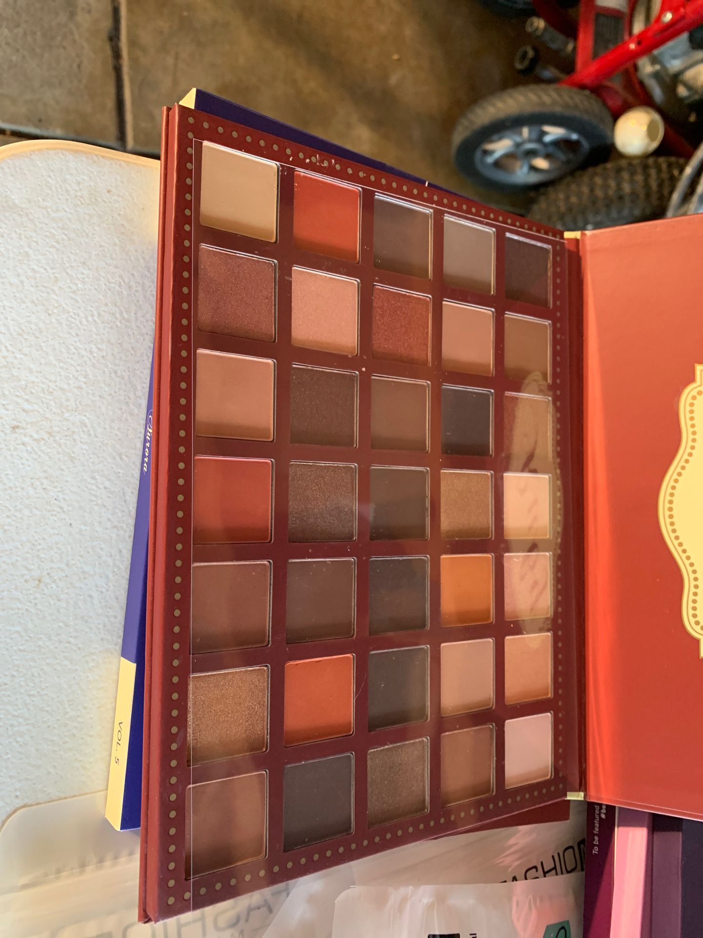 new makeup palette. $12