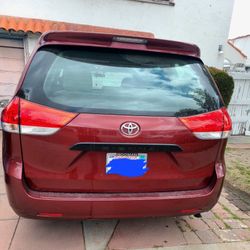2013 Toyota Sienna