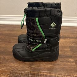 Kids Snow Boots Size 3