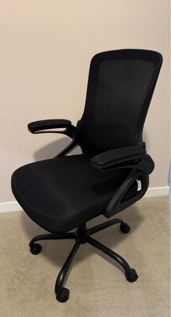 Office Chair- Pretty New, no issue and no scratch or sign of usage