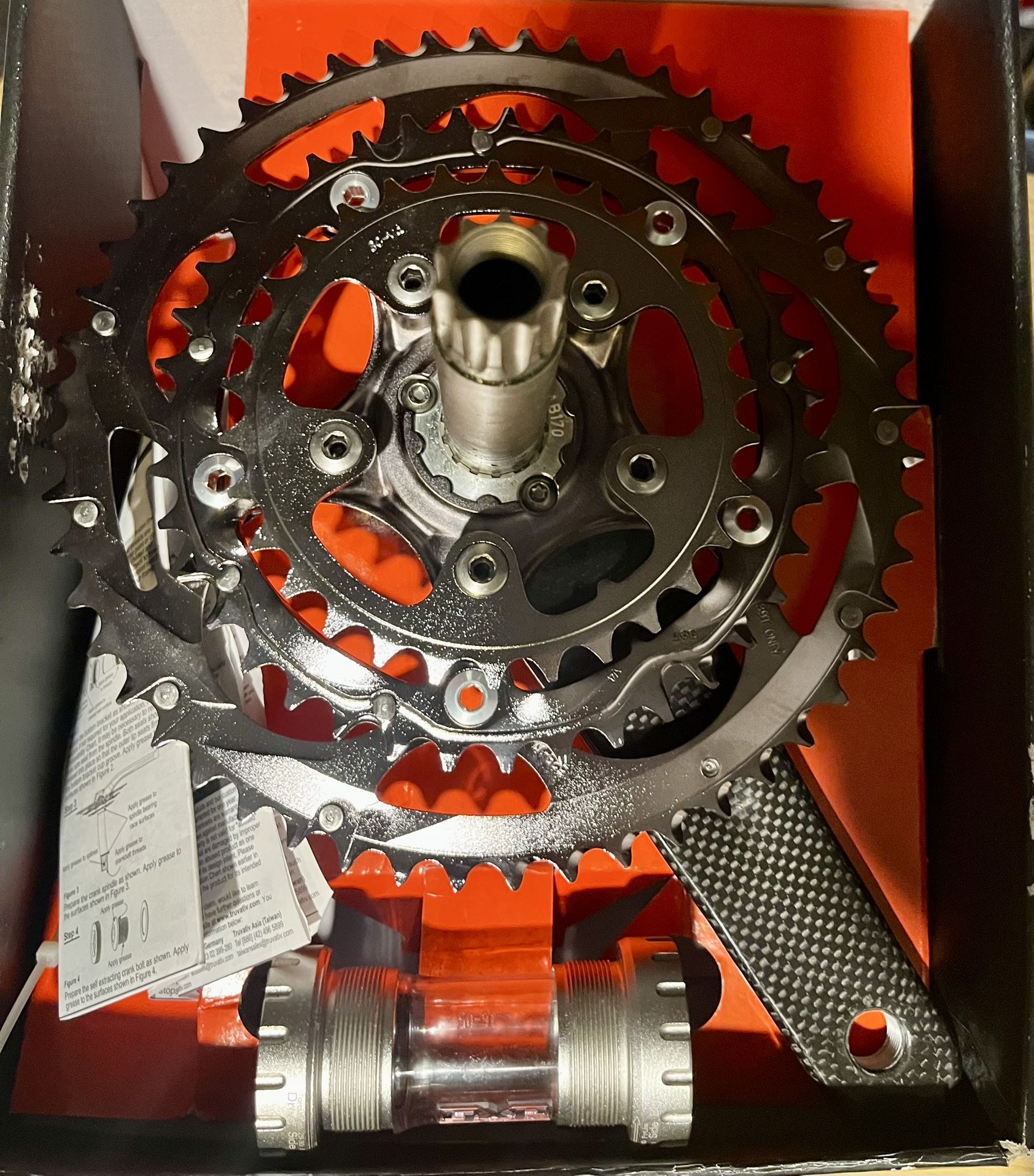 Bontrager RACE Road CRANKSET GXP GIGA X PIPE 170mm
