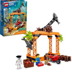 LEGO City Stuntz The Shark Attack Stunt Challenge Adventure Series Toy with Flywheel Powered Stunt Bike & Racer Minifigure, Toys for Kids Years Old Up