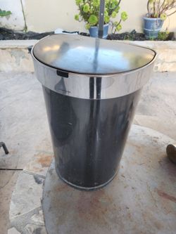 Simplehuman Trash Bin