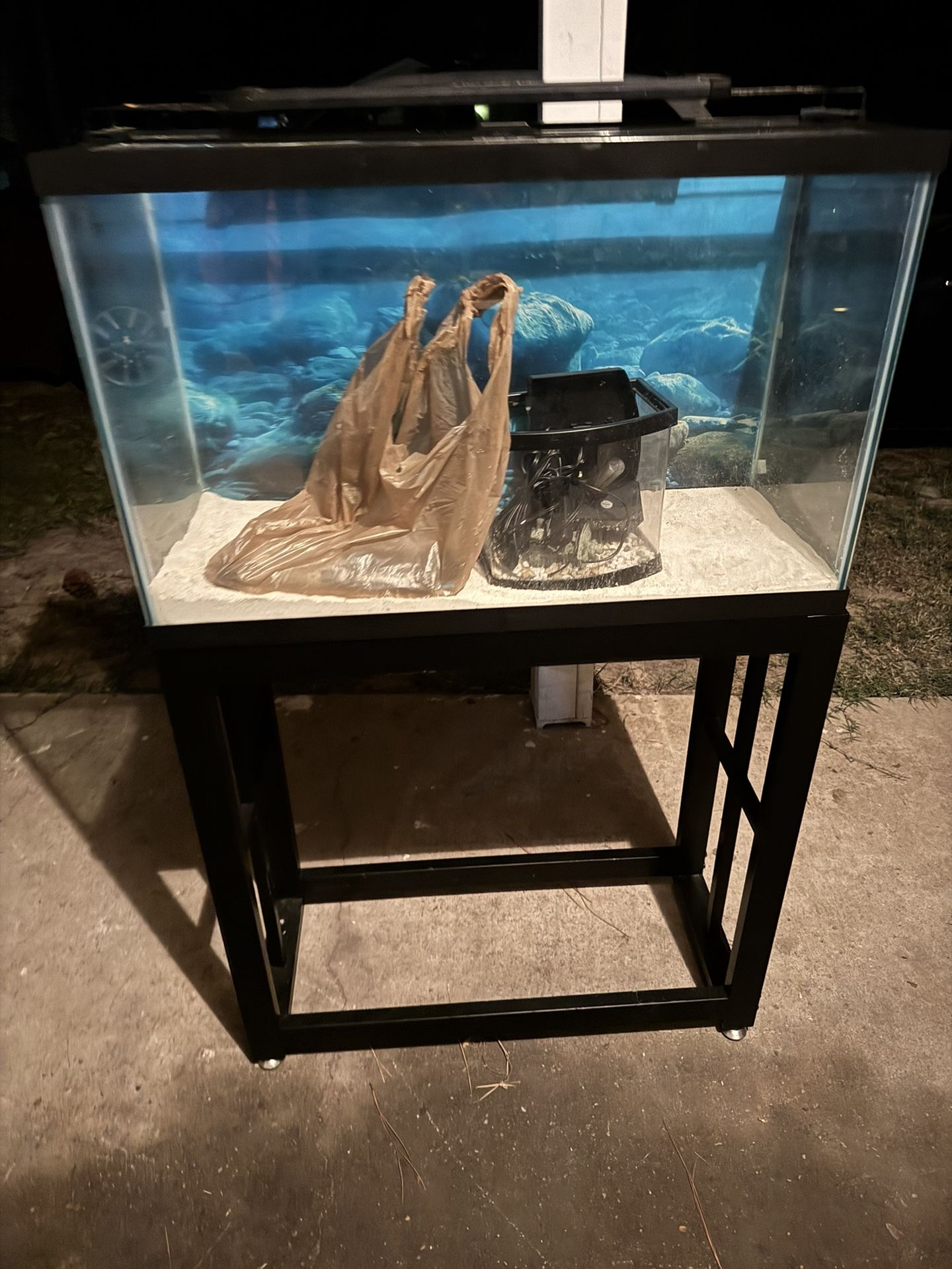 30 Gal Fish Tank With Stand And Filter