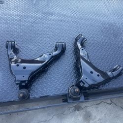 2019 Tacoma Front Lower Control Arms 