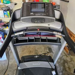 Nordicktrack 1750 Treadmill