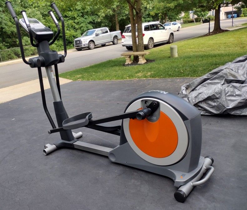Foldable Elliptical Trainer NordicTrack