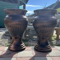 New Flower Pots Made Out Of Clay 