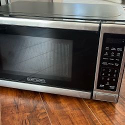 Black + Decker Microwave