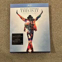 Michael Jackson’s This is It Blu-Ray with sleeve