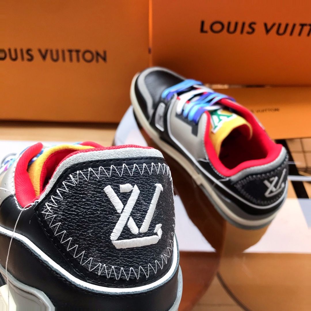 Louis Vuitton Trainer 79 for Sale in Brooklyn, NY - OfferUp