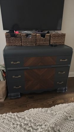 Dresser