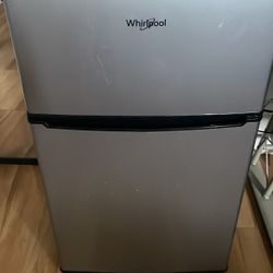 Whirlpool Mini Fridge