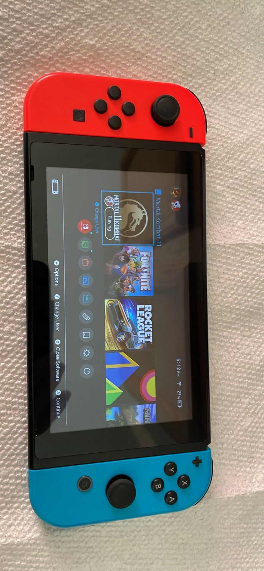 Nintendo Switch 