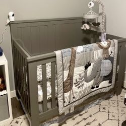 Grey 4-in-1 Convertible Crib (Crib → Toddler → ssDaybed → Full Bed) Mattress & Toddler Rail Included